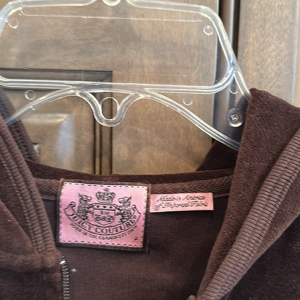 Juicy Jacket - Picture 2 of 4